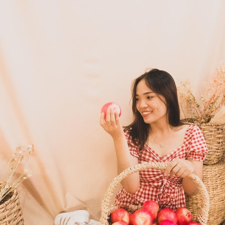 Portrait of Priya meditation instructor